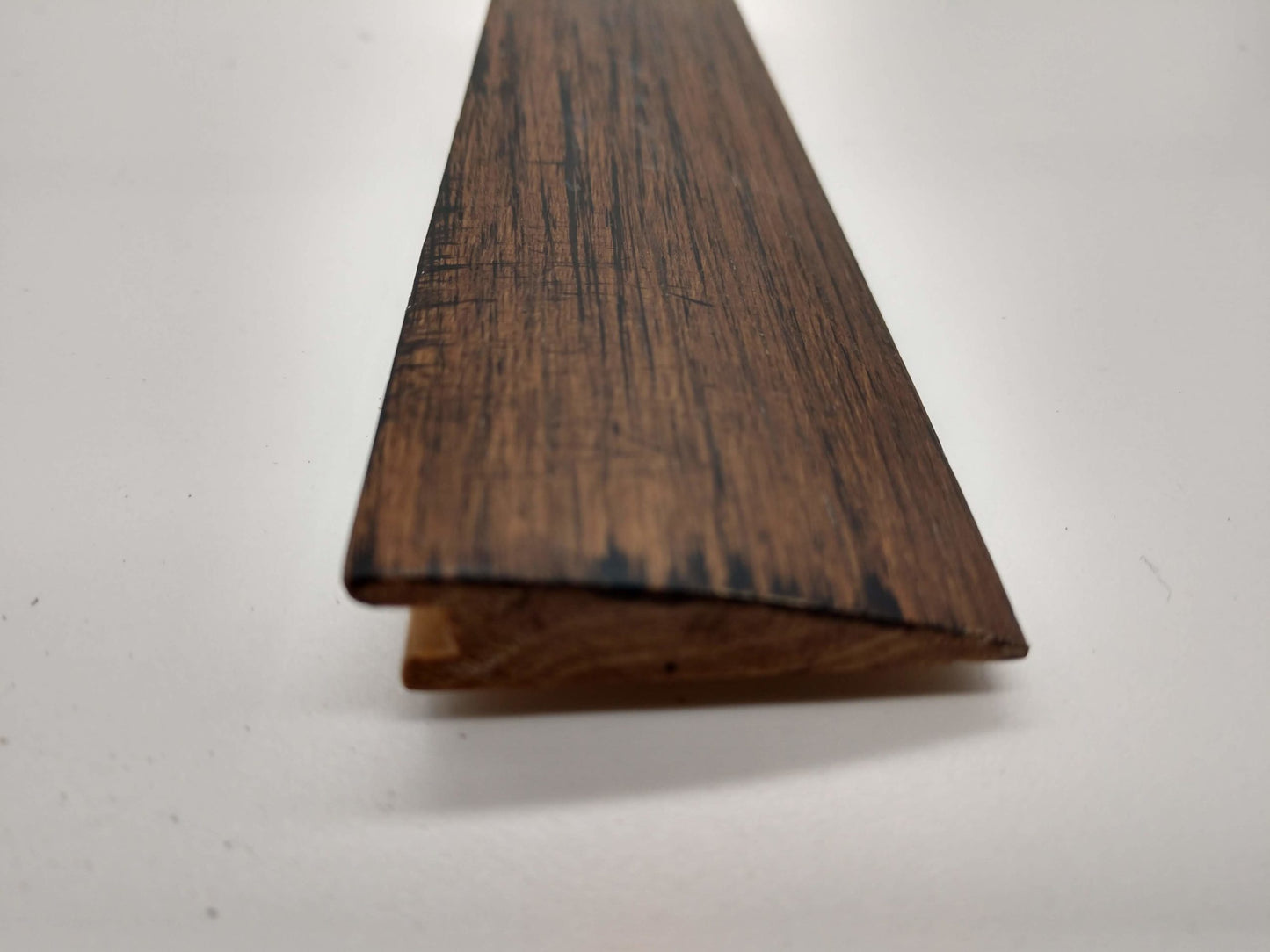 Hardwood Reducer 3/8" Oak Solid Prefinished