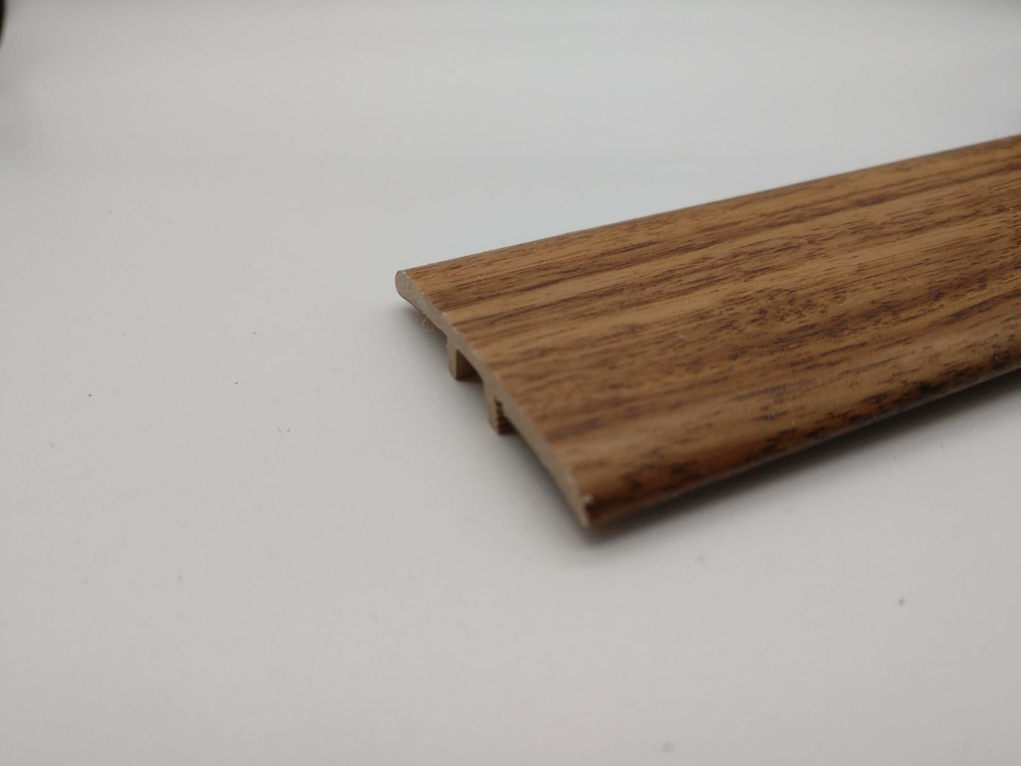 Waterproof/Vinyl T-Molding