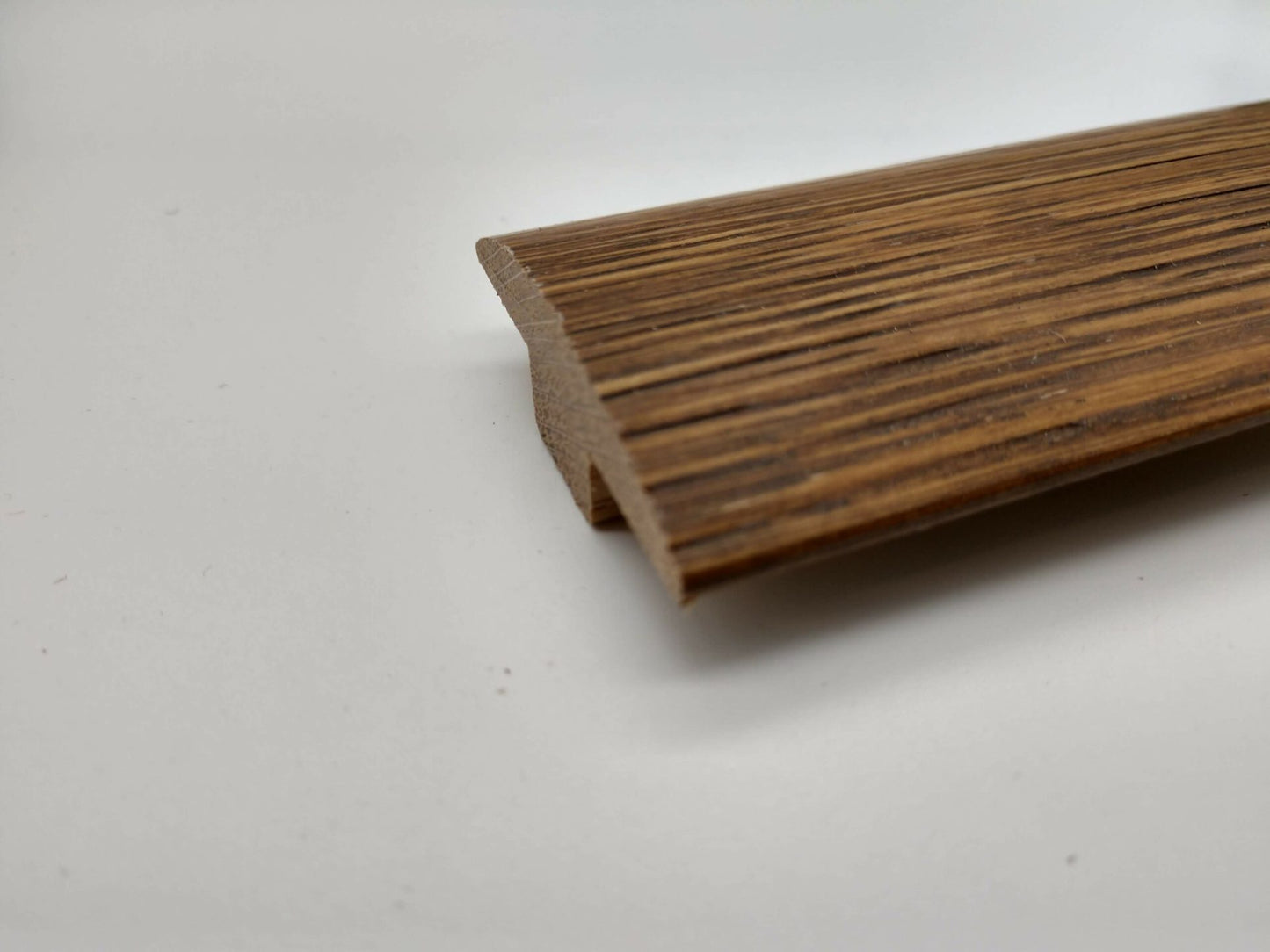 Hardwood Solid Pine T-Molding